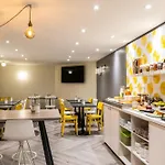 Hotel Ibis Styles 15 Lecourbe 3*