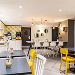 Hotel Ibis Styles 15 Lecourbe 3*