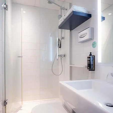 Ibis Styles 15 Lecourbe Hotel Parigi