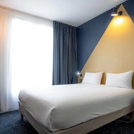 Ibis Styles 15 Lecourbe 3* Parigi