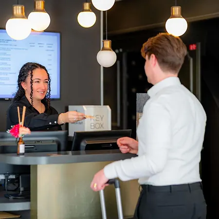 Hotel Ibis Styles 15 Lecourbe Parigi