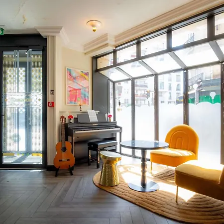 Ibis Styles 15 Lecourbe Hotel Parigi