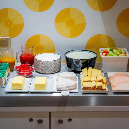 Ibis Styles 15 Lecourbe Hotel 3*