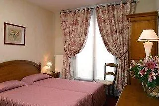 Ibis Styles 15 Lecourbe Parigi