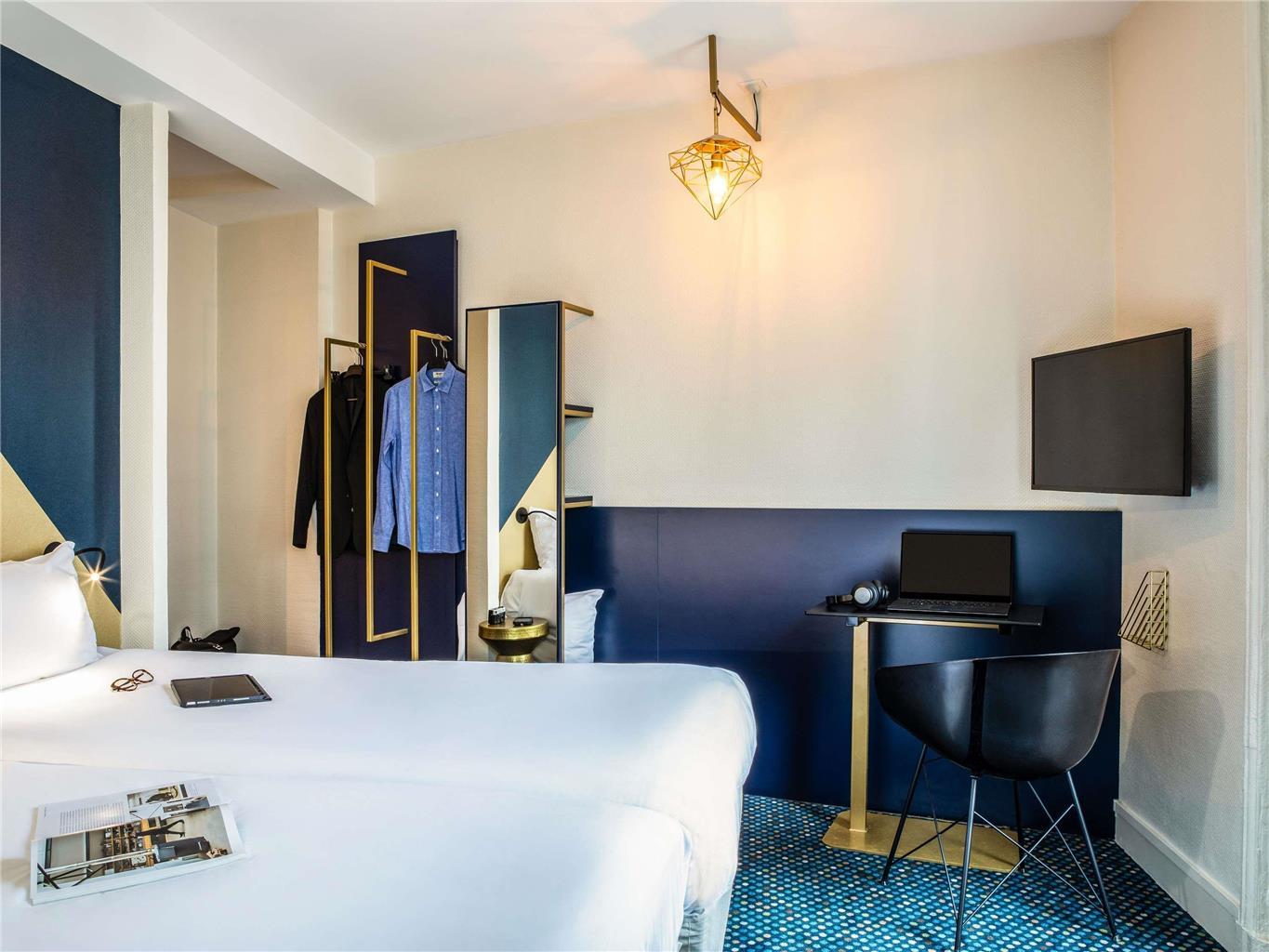 Ibis Styles 15 Lecourbe Hotel