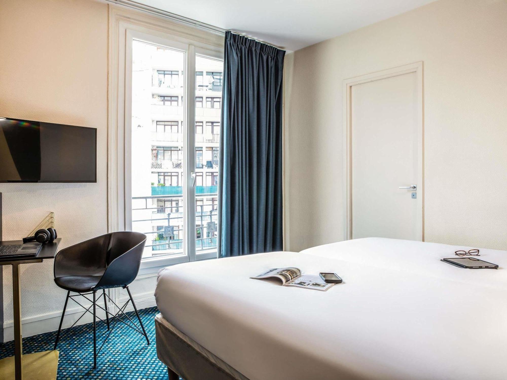 Ibis Styles 15 Lecourbe Hotel 3*