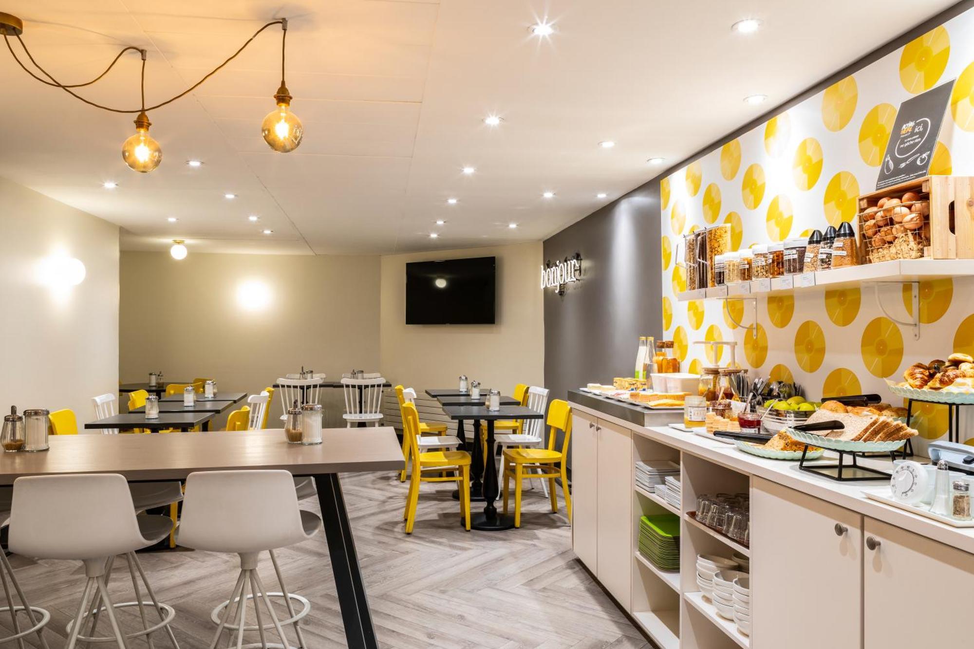 Hotel Ibis Styles 15 Lecourbe 3*