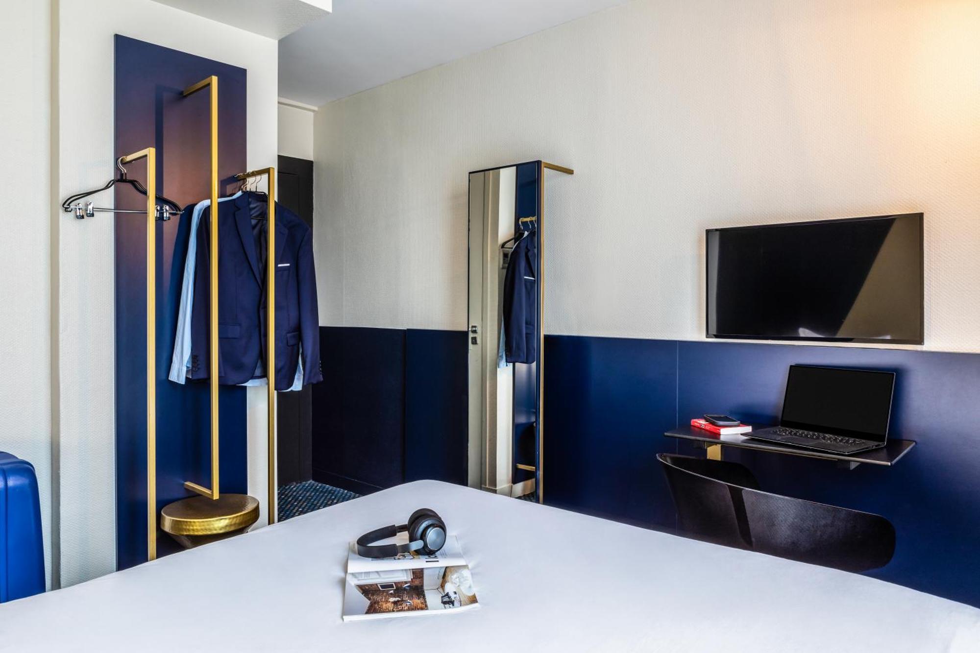 Ibis Styles 15 Lecourbe Hotel 3*