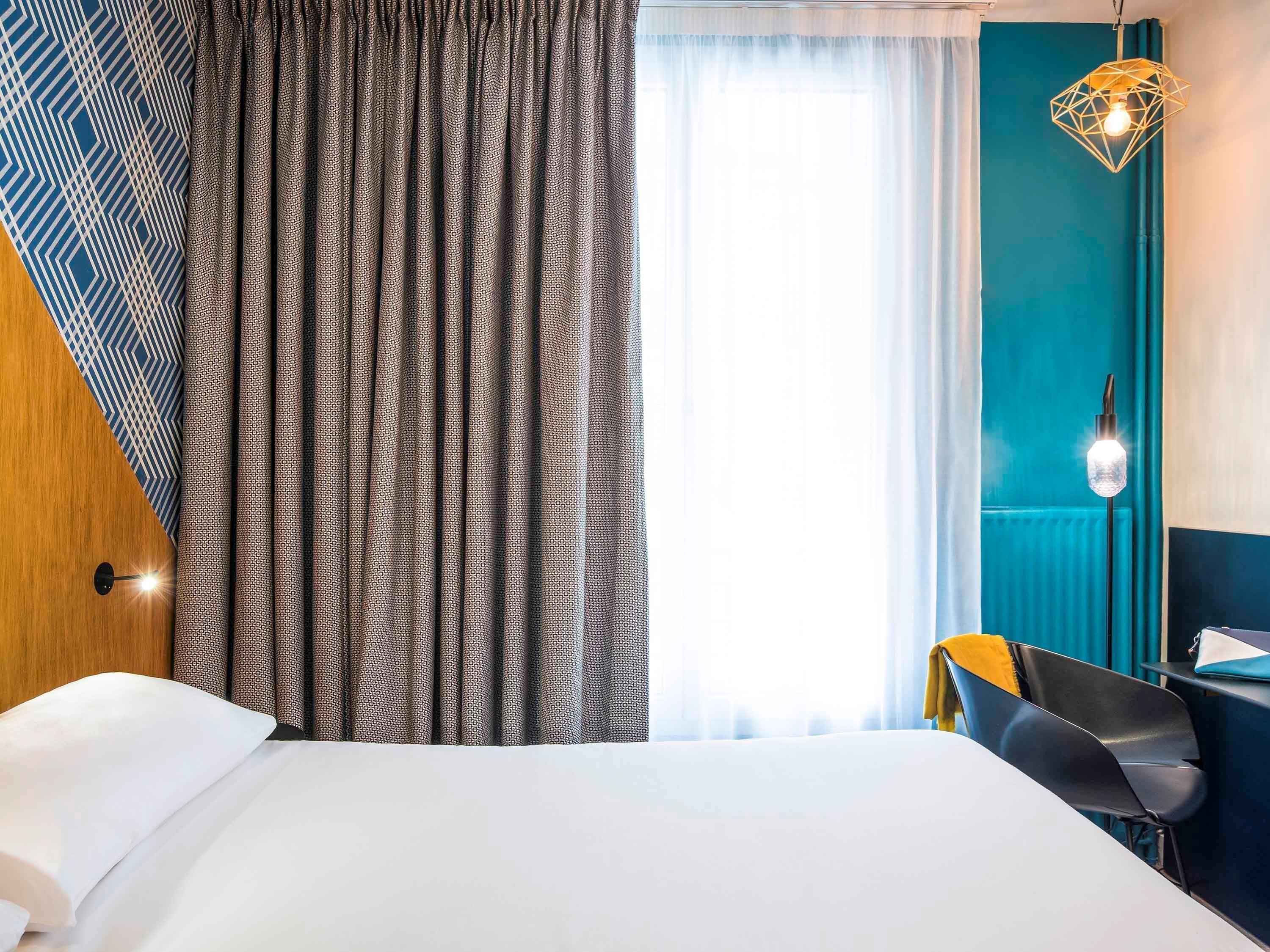 Hotel Ibis Styles 15 Lecourbe 3*