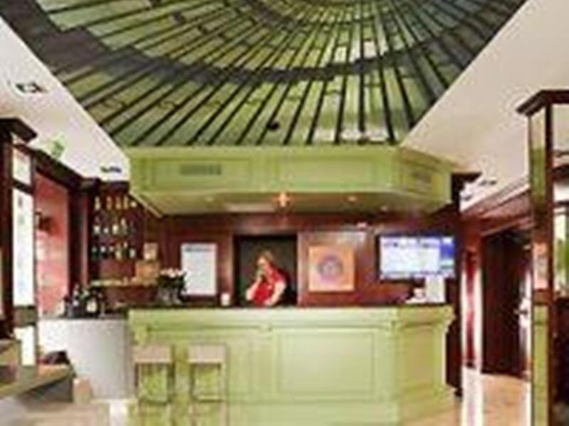 Ibis Styles 15 Lecourbe Hotel